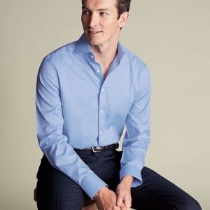 Charles Tyrwhitt airforce blue non iron poplin cutaway slim fit shirt